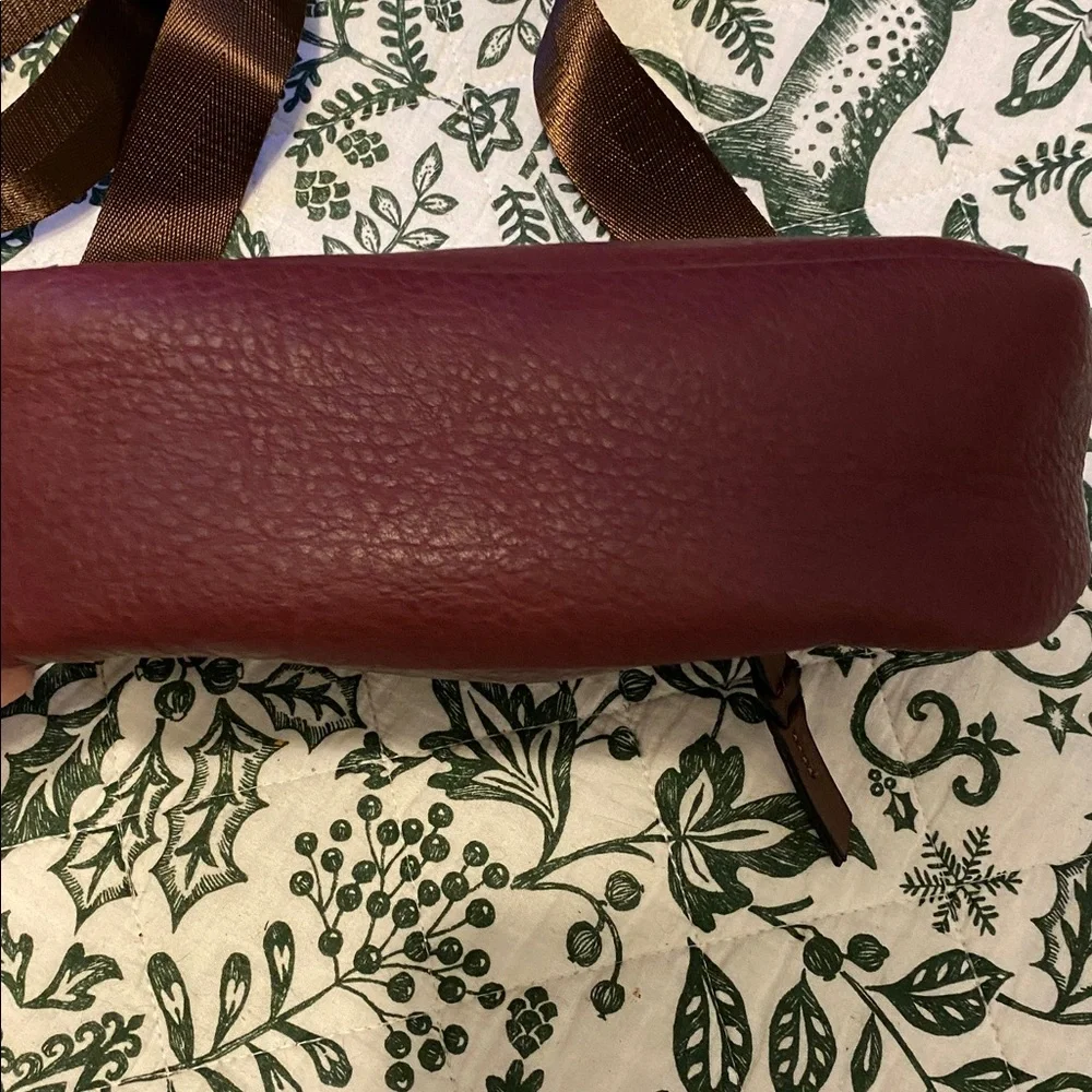 Jessie James Burgundy Leather Crossbody Bag, no signs of wear - Picture 9 of 11